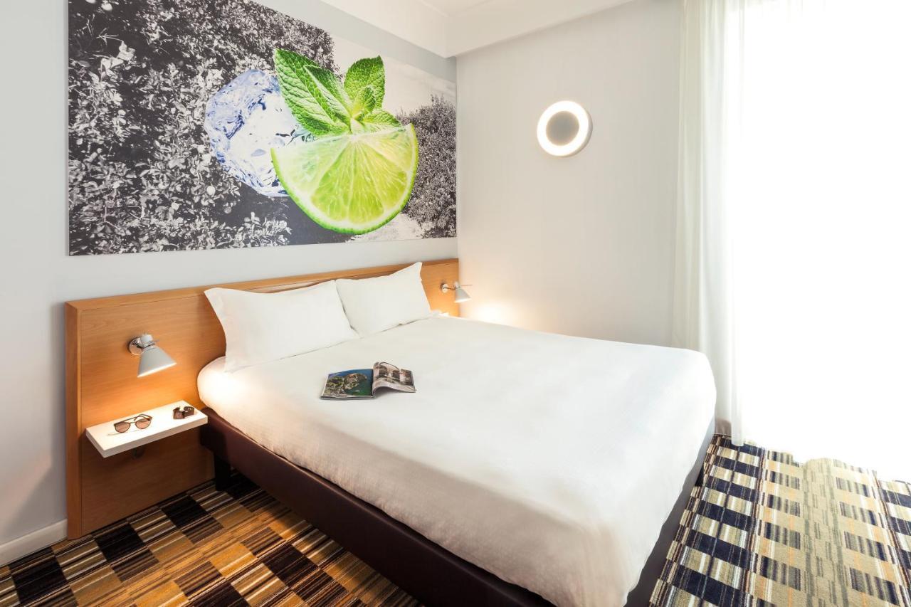 Ibis Styles Napoli Garibaldi Hotel Eksteriør billede