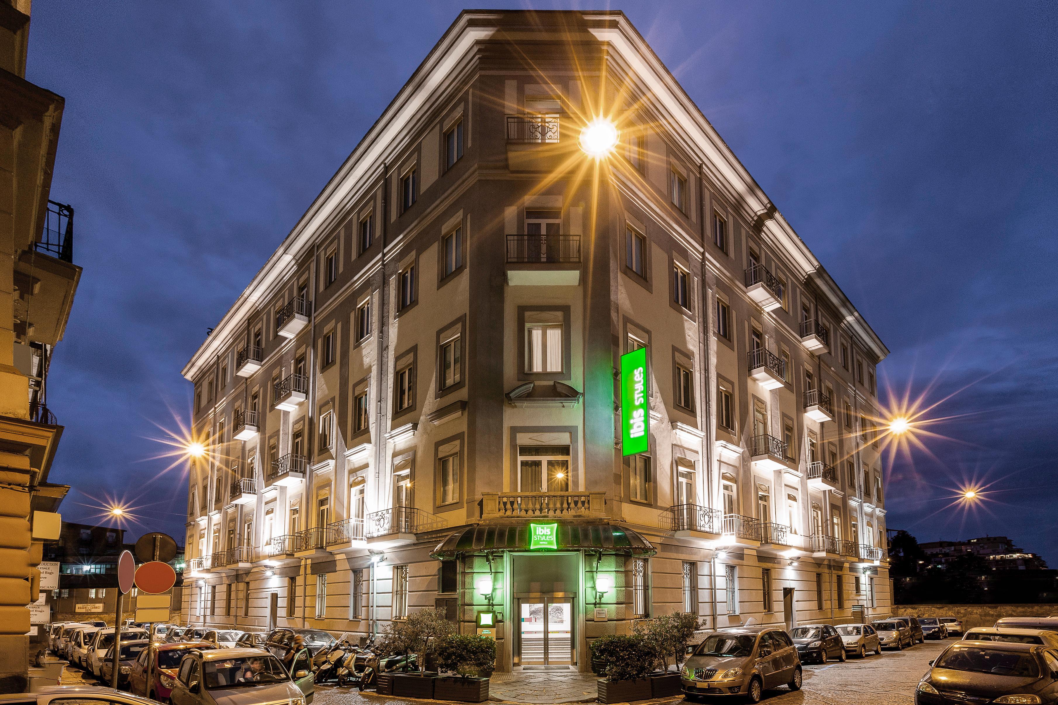 Ibis Styles Napoli Garibaldi Hotel Eksteriør billede