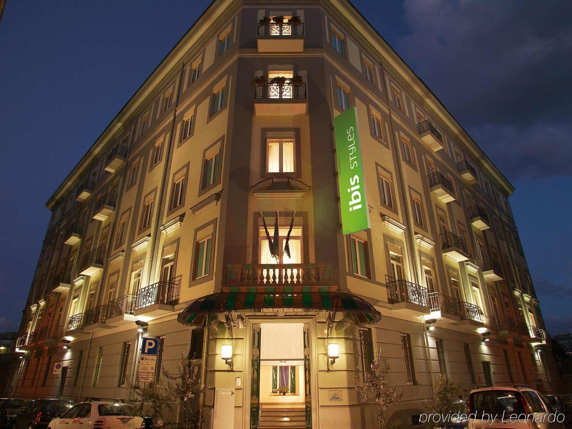 Ibis Styles Napoli Garibaldi Hotel Eksteriør billede