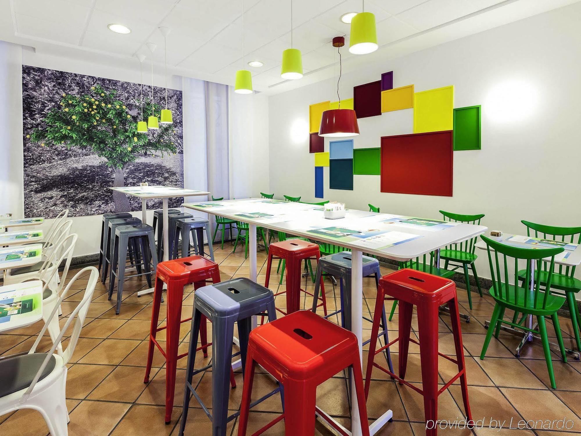 Ibis Styles Napoli Garibaldi Hotel Eksteriør billede