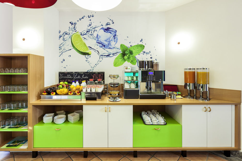 Ibis Styles Napoli Garibaldi Hotel Eksteriør billede